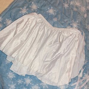 Ivy Wrap skating skirt. One size